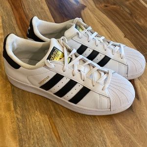 Adidas superstar black and white